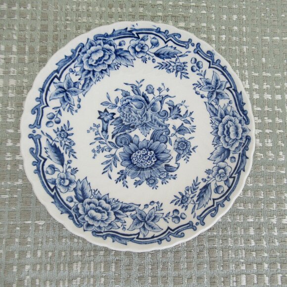 Staffordshire Ridgway Cup & Saucer Clifton England Blue White Scalloped Set of 2 - Picture 5 of 14